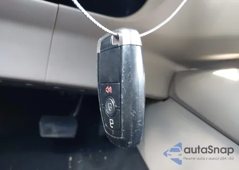 2020 Ford Escape Se z USA, uszkodzony, nr VIN 1FMCU0G62LUB56920